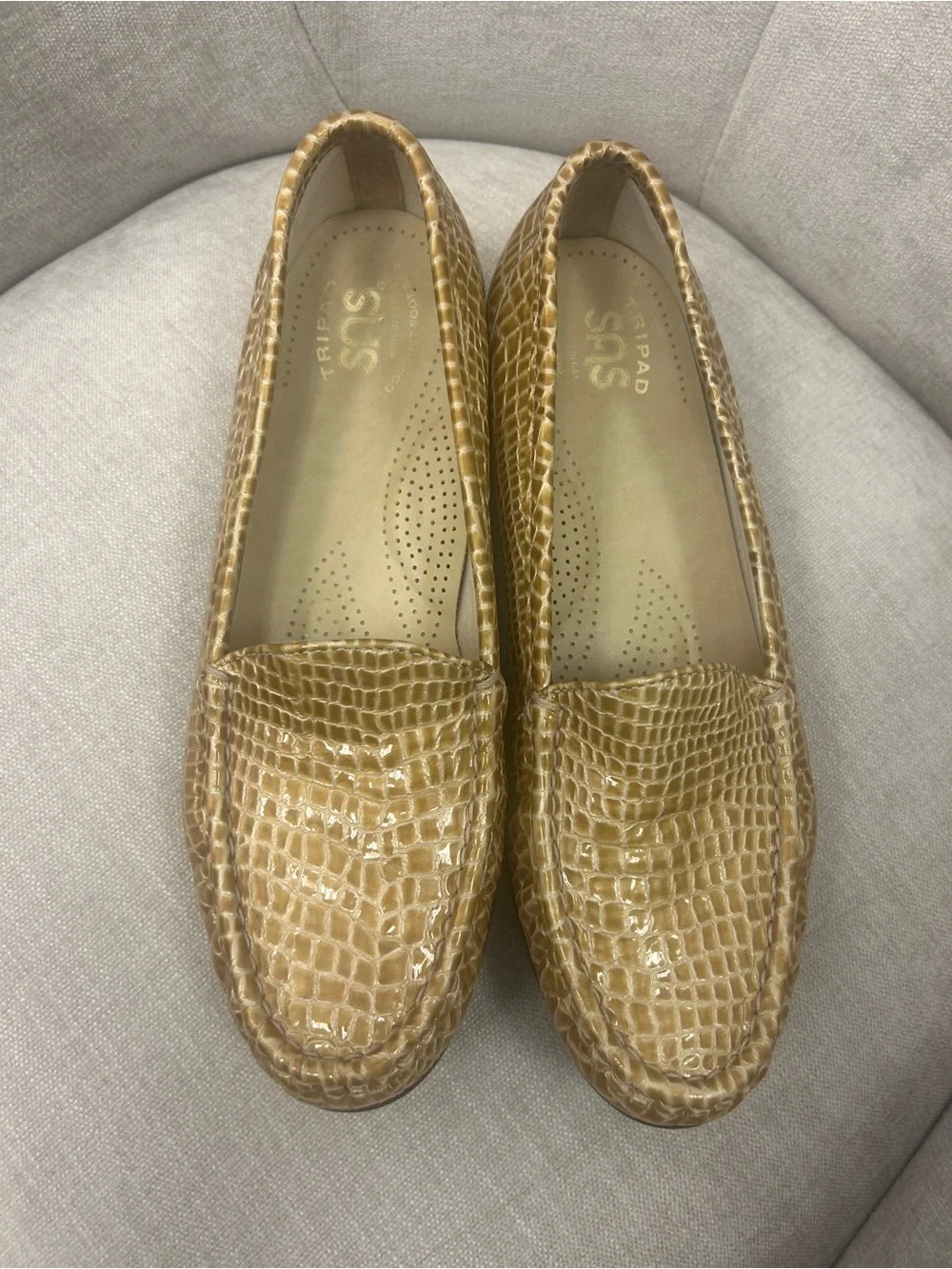 SAS Tripad Comfort Footbed Croc Embossed Leather Loafers Tan Gold Size 8.5